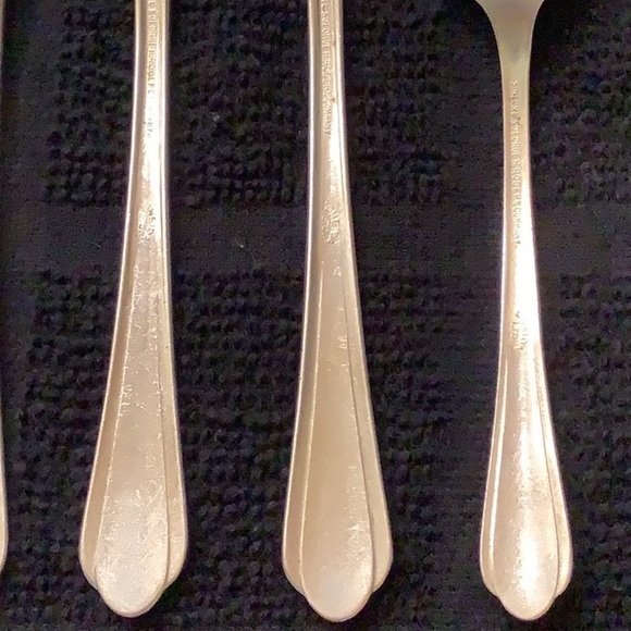 Encore 3 forks 2 spoon Simeon L & George H Rogers Oneida Ltd. - Picture 8 of 16